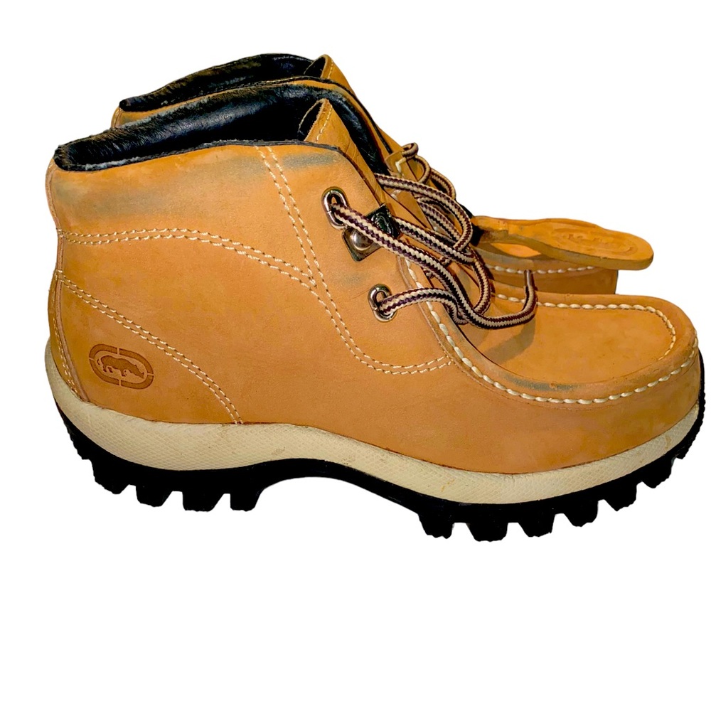 Marc Ecko Retro 90’s Tan Suede Leather Boots Rhino Logo.
